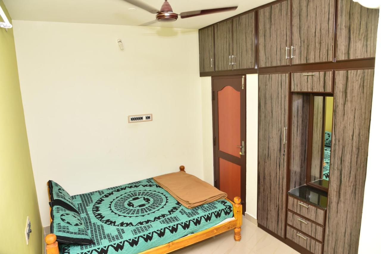 Thirumalai Home Stay - Group & Family Stay Room Vl Swami Malai Temple Kumbakonam Exterior photo